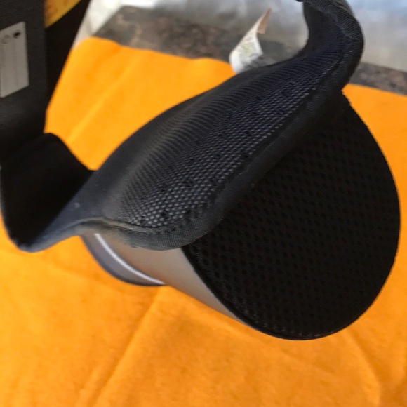 Nike lightweight running belt Hydration Pack New! - Picture 7 of 8